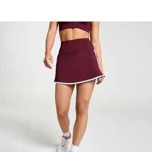 NWT DSG Burgandy Active Skort w White Trim Sz XL $35